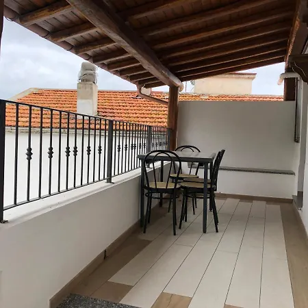 Casa Indipendente Su Due Livelli In Liguria-vista Mare 6-7 Posti *