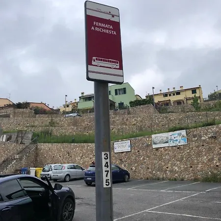 Casa Indipendente Su Due Livelli In Liguria-vista Mare 6-7 Posti Appartamento