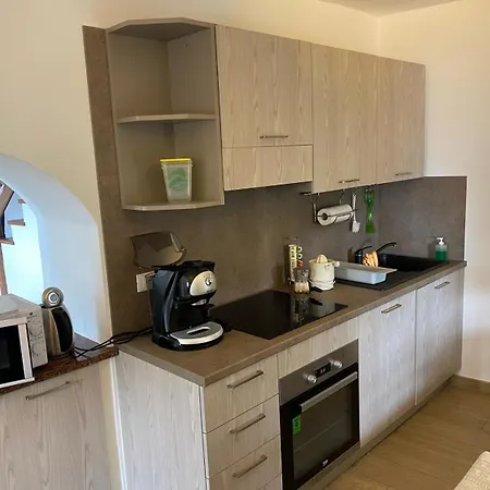 Casa Indipendente Su Due Livelli In Liguria-vista Mare 6-7 Posti Appartement