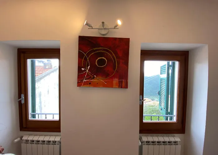 Casa Indipendente Su Due Livelli In Liguria-vista Mare 6-7 Posti * Magliolo
