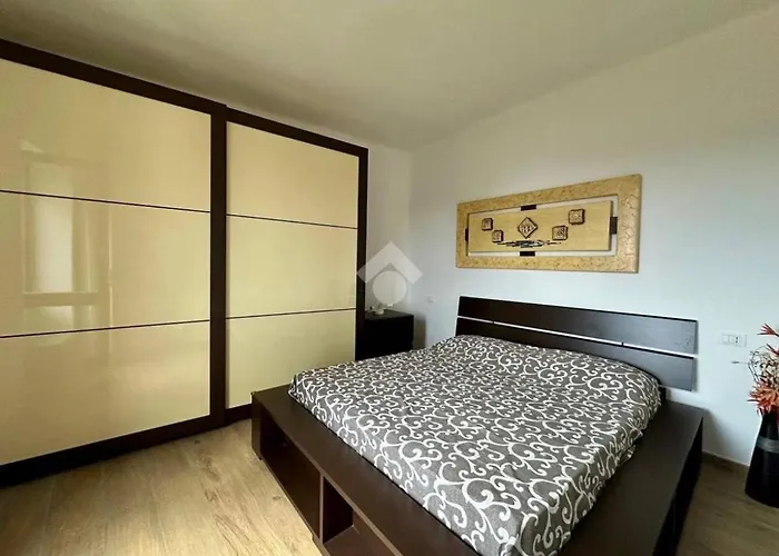 Casa Indipendente Su Due Livelli In Liguria-vista Mare 6-7 Posti